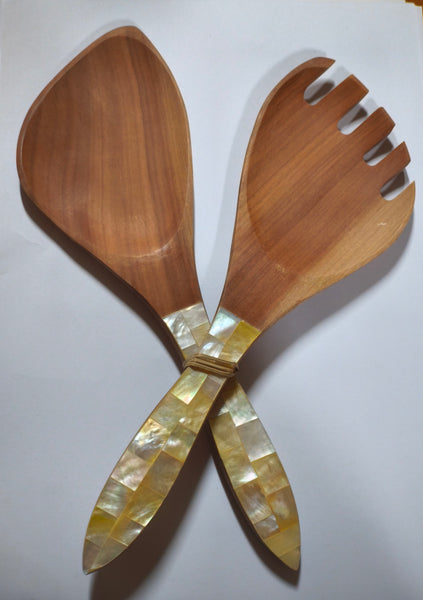 Salad Set Sapodilla with mother of pearl shell