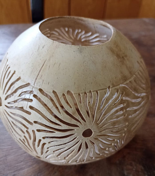 Carved Coconut Shell For T-Light (3 Colors)
