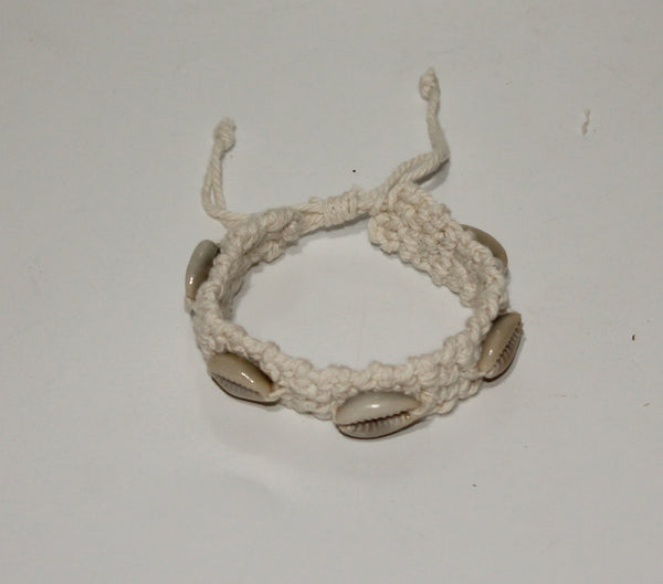 Cotton Bracelet with shells