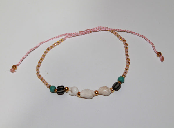 Bracelet With 3 Shell