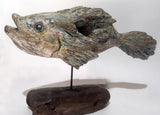Fish on driftwood Size M