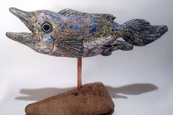 Fish on driftwood M-XL size (Knock Down Style)